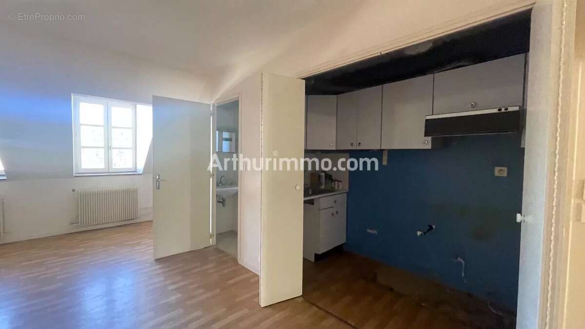 Appartement à LONS-LE-SAUNIER