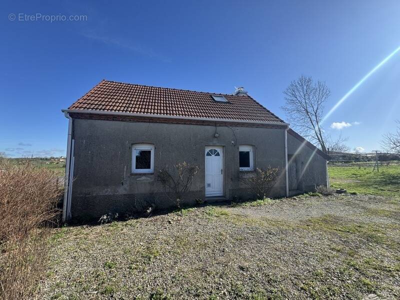 Maison à CHALMOUX