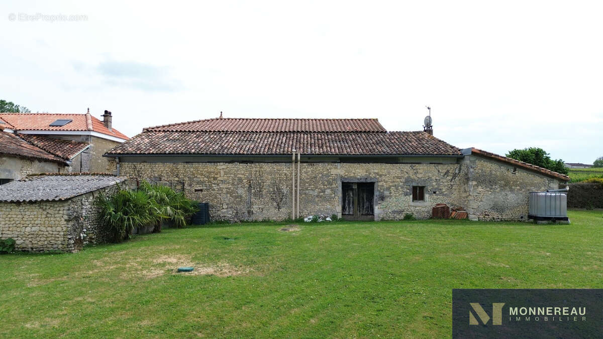 Maison à SAINT-EUGENE