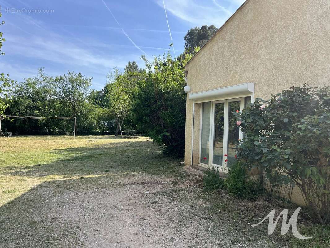 Maison à BARJOLS
