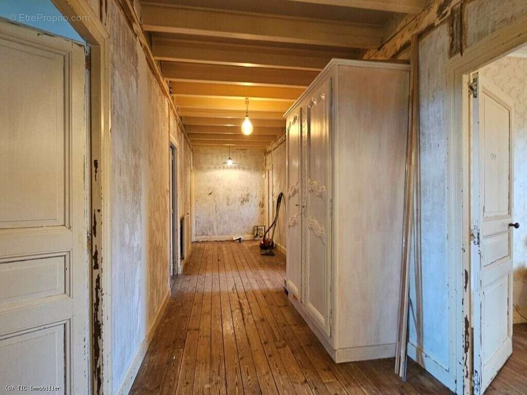 Maison à CHAMPAGNE-MOUTON