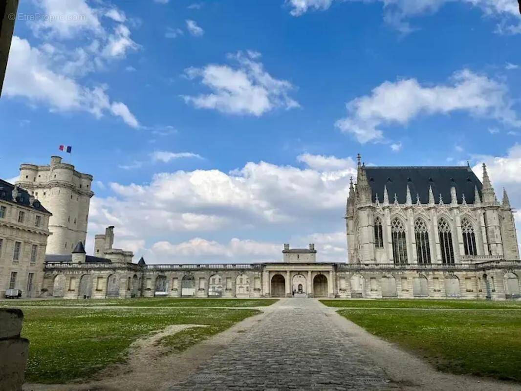 Commerce à VINCENNES