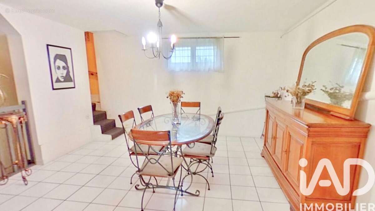 Photo 9 - Maison à THIAIS