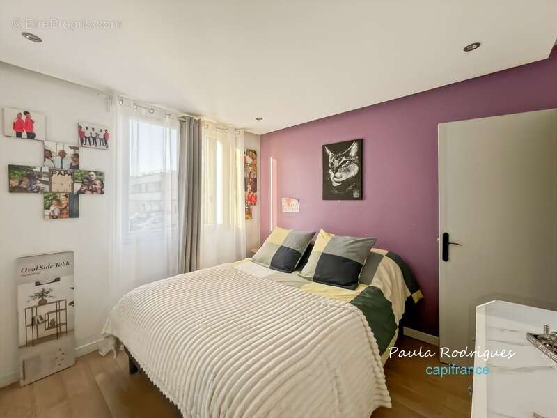 Appartement à LES CLAYES-SOUS-BOIS