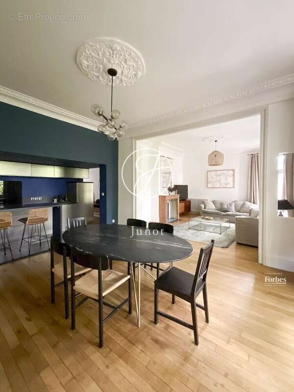 Lille - REPUBLIQUE-BEAUX ARTS - Appartement à vendre - 2 pièces - 66,22m² loi carrez - 1 chambre - Cave - photo 9