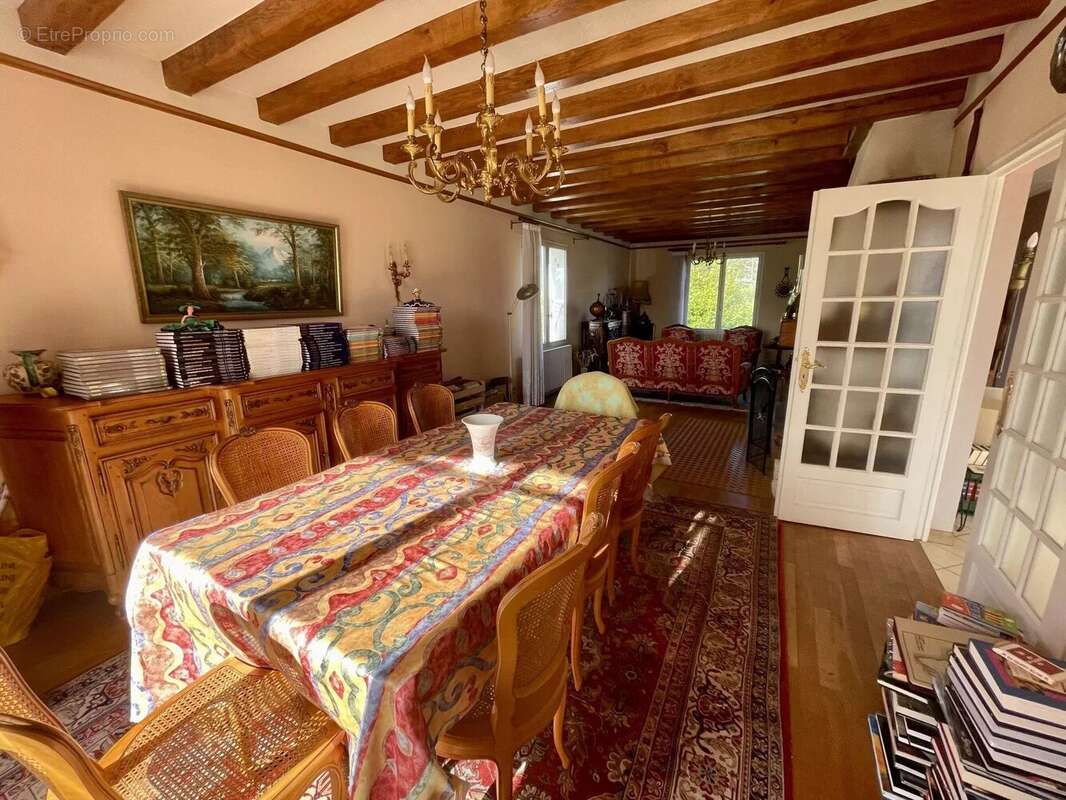 Maison à VILLEDIEU-SUR-INDRE