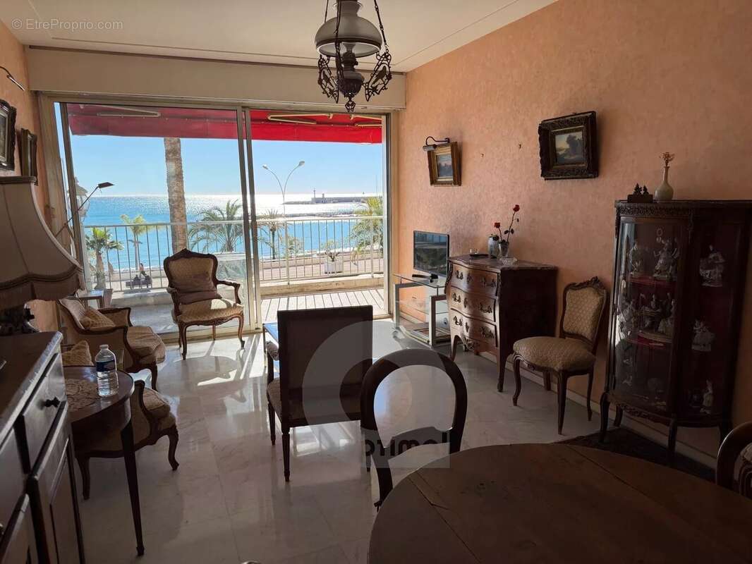 Appartement à MENTON
