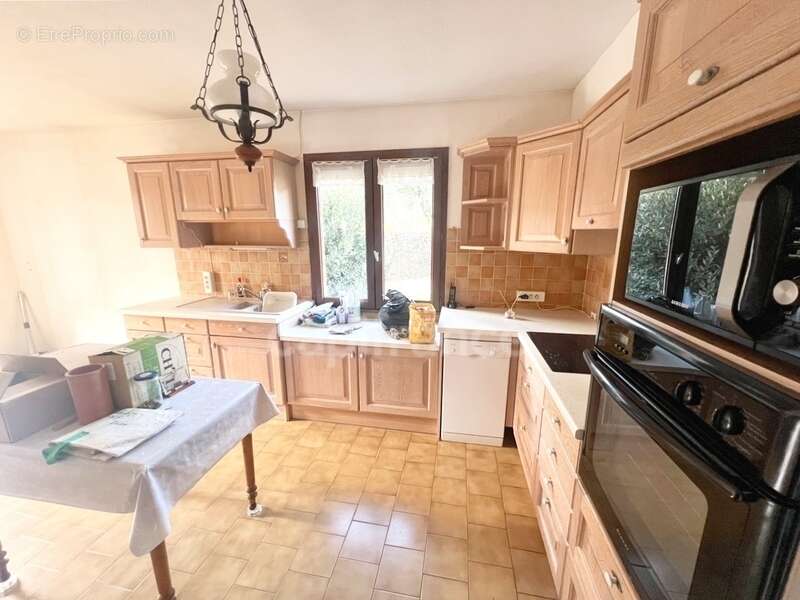 Vente Maison de plain-pied 4 pièces à MANOSQUE (04) - Jardin 740m2, garage, combles aménagés, proche commodités - photo 15