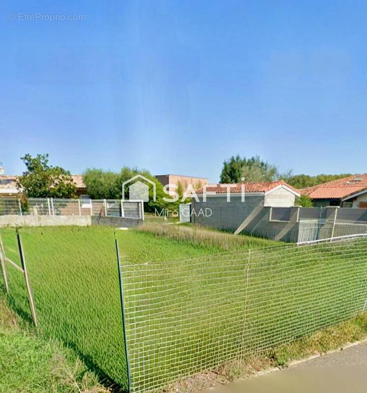 Photo 1 - Terrain à SAINT-JORY