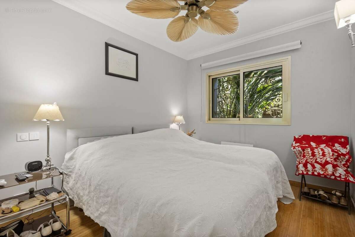 Appartement à LE CANNET