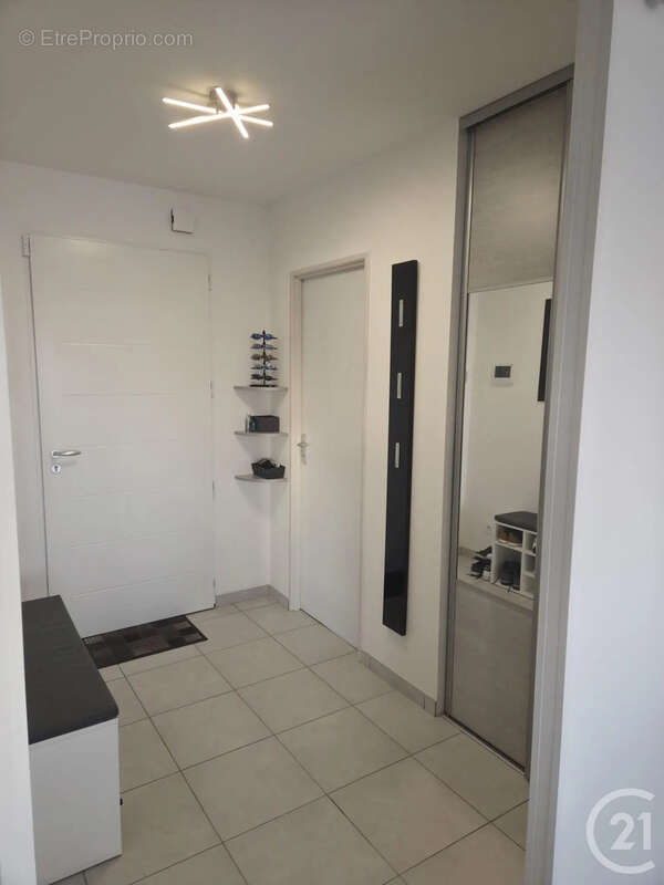 Maison à SAINT-ANTOINE-DE-FICALBA