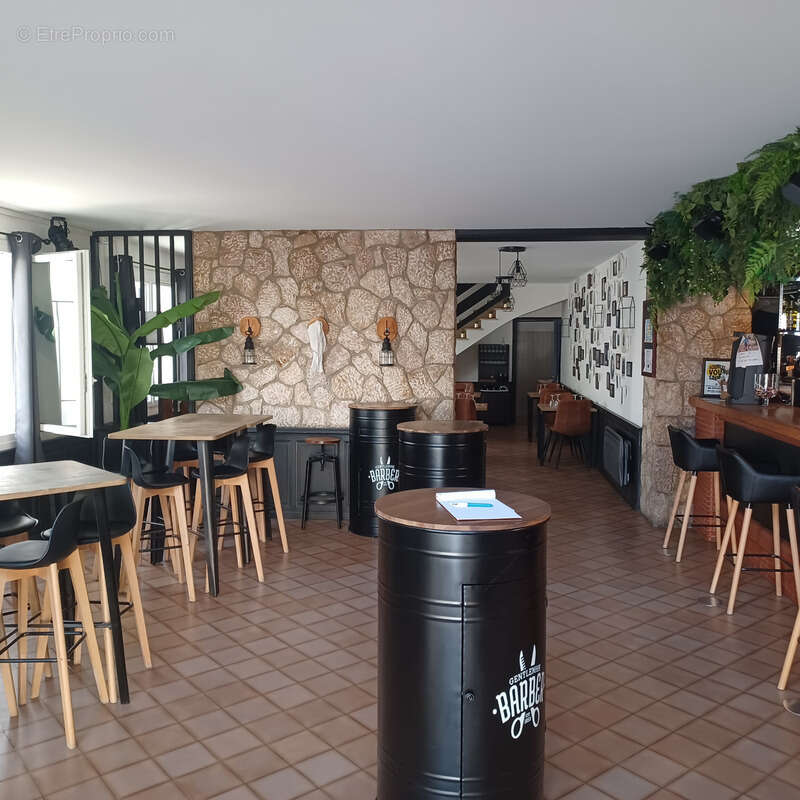 Fonds de commerce bar-restaurant à vendre RISCLE (32) - photo 2