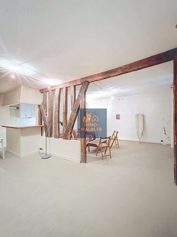 Appartement à PARIS-4E