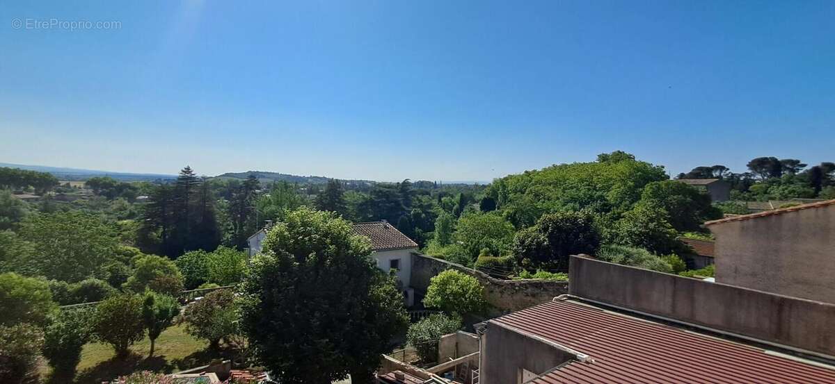 Appartement de T2 vendu loué avec balcon dans résidence avec ascenseur - photo 4