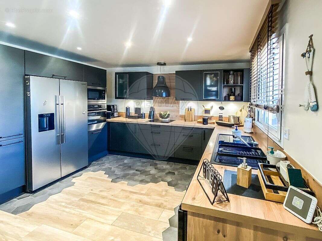 Maison à VAUX-SUR-MER