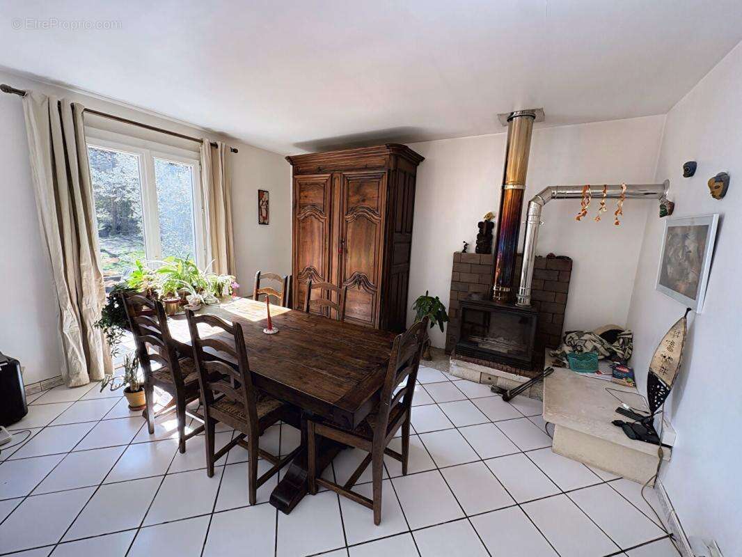 Maison à PEYPIN