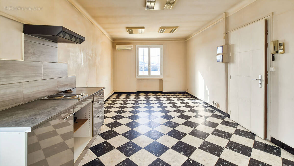 Appartement à CHATEAURENARD