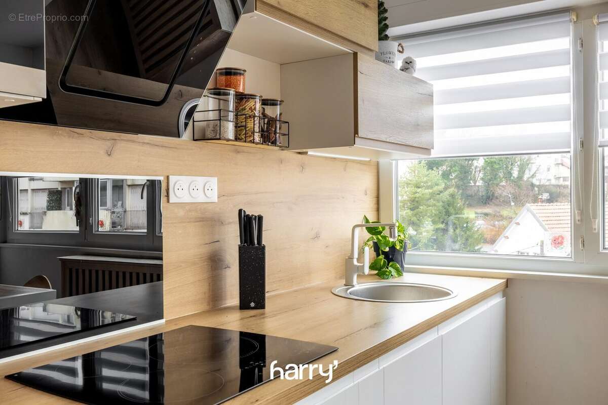 Appartement 84 m² à Besancon  - photo 3