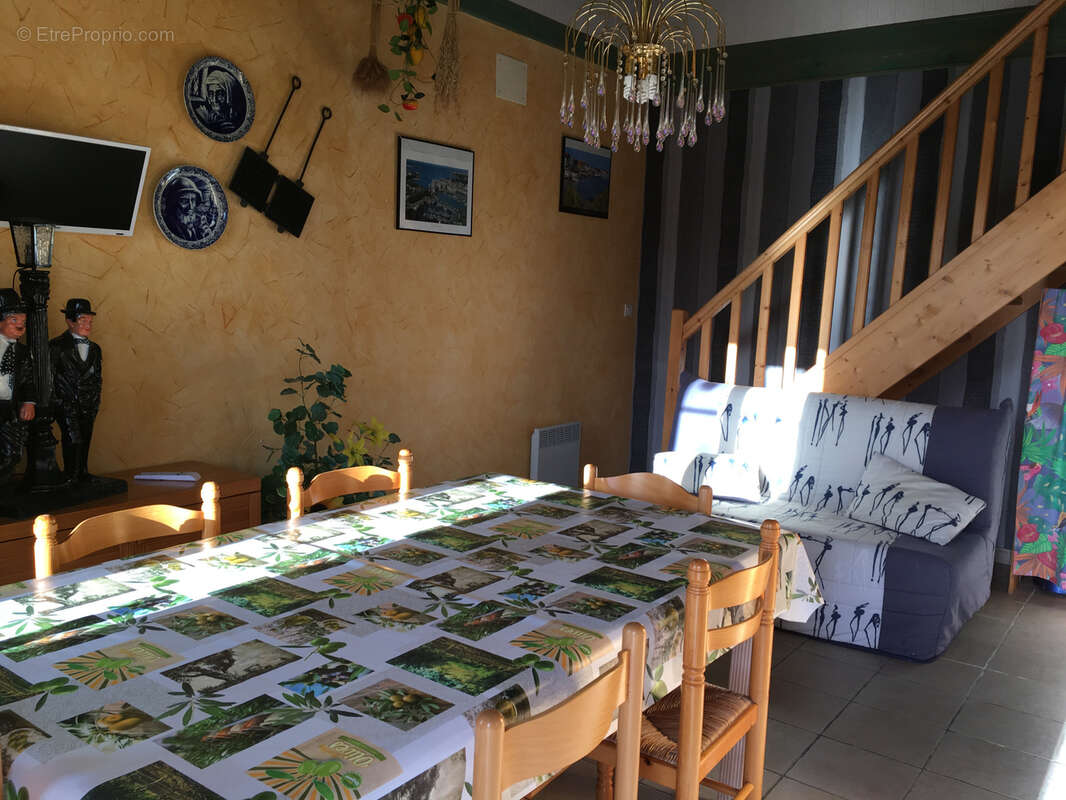 Maison à ROMAZIERES