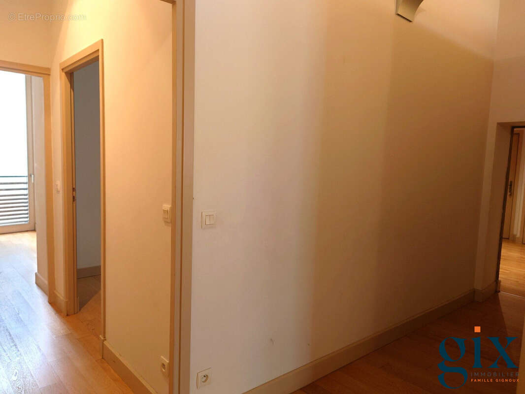 Appartement 84 m² à Grenoble  - photo 5