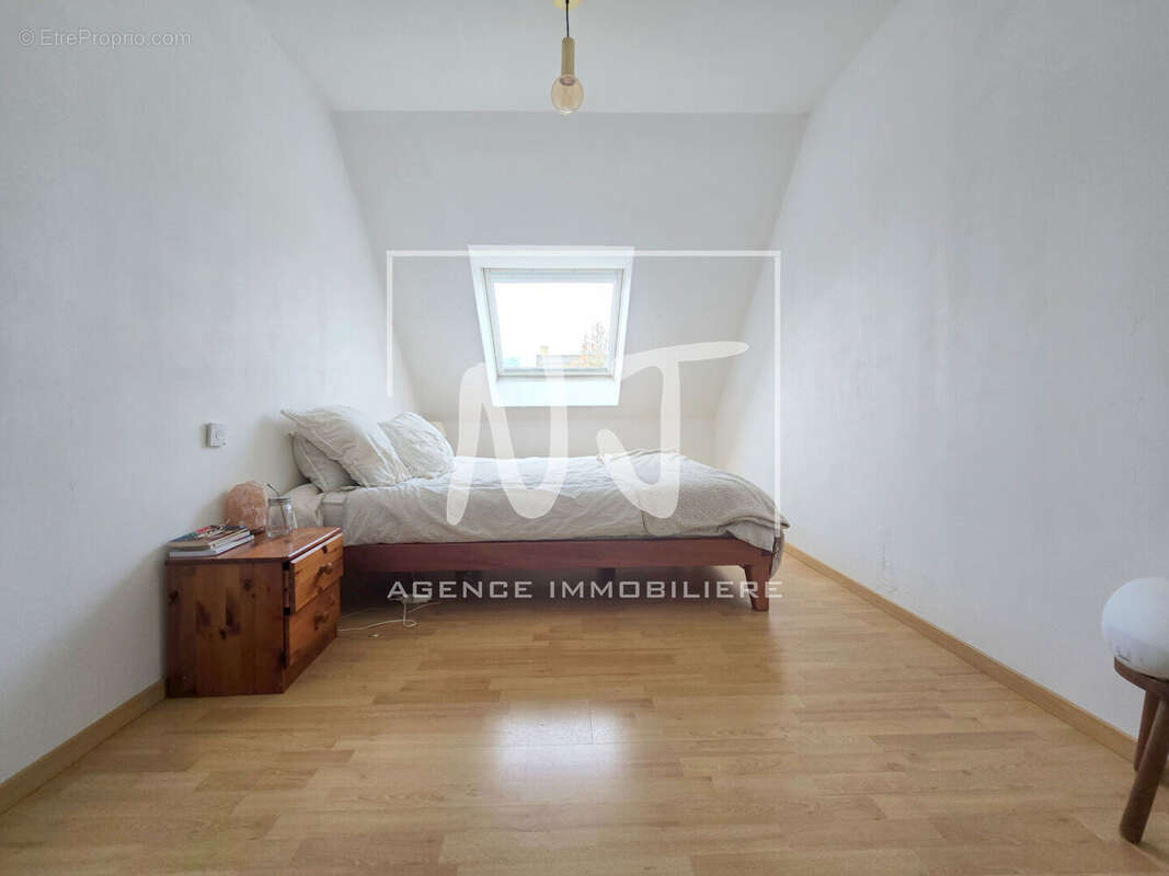 Maison à LES PONTS-DE-CE