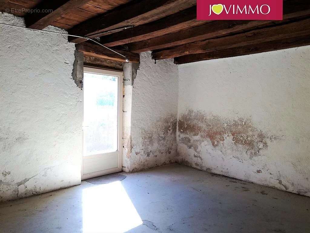 Maison à SAINT-AMAND-MONTROND