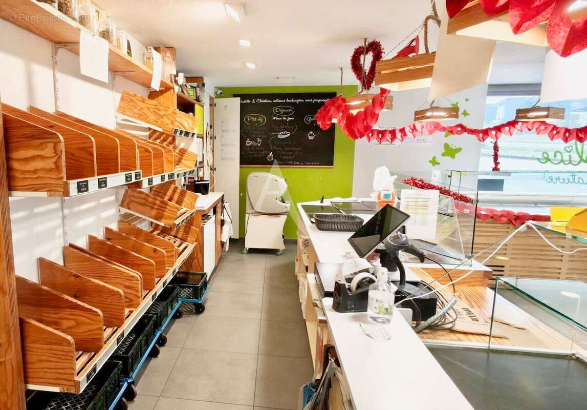 Opportunité Rare  Acquisition d'une Boulangerie/ Pâtisserie bénéficiant de plus de 21 ans de notoriété - photo 7