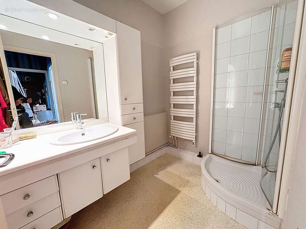 Appartement à SAINT-GENIS-LAVAL