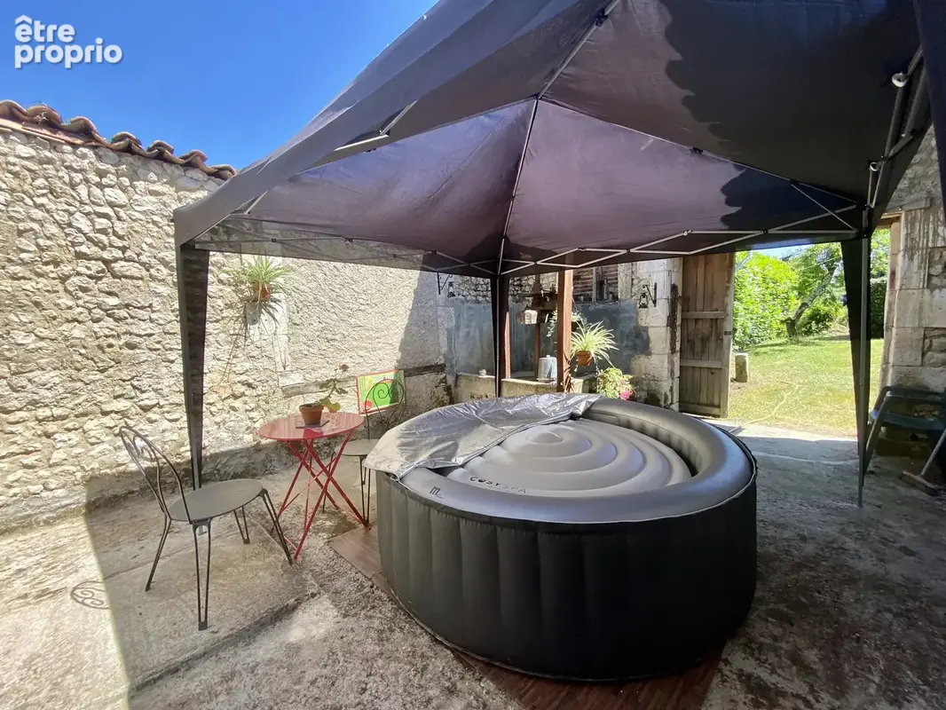 Maison de caractère en pierre de 2 chambres avec grange. - photo 18