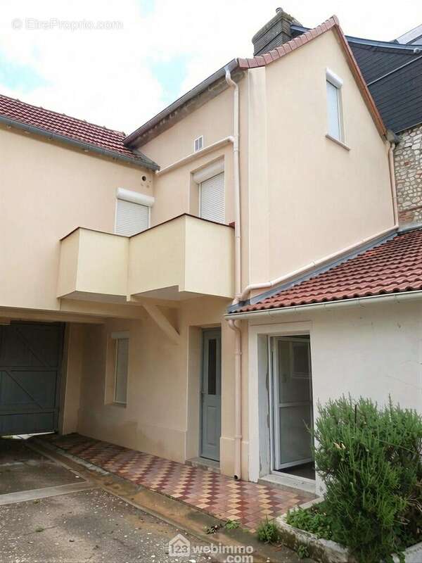 Maison 72 m² à Oissel  - photo 10