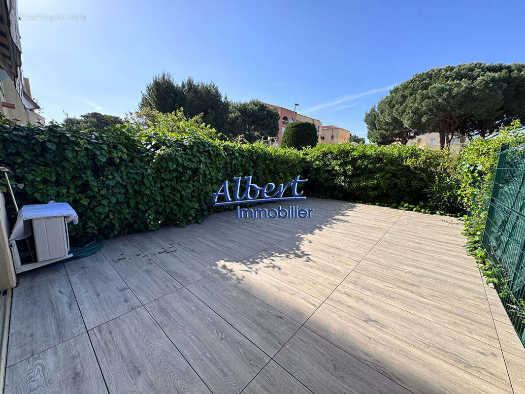 Appartement à SIX-FOURS-LES-PLAGES