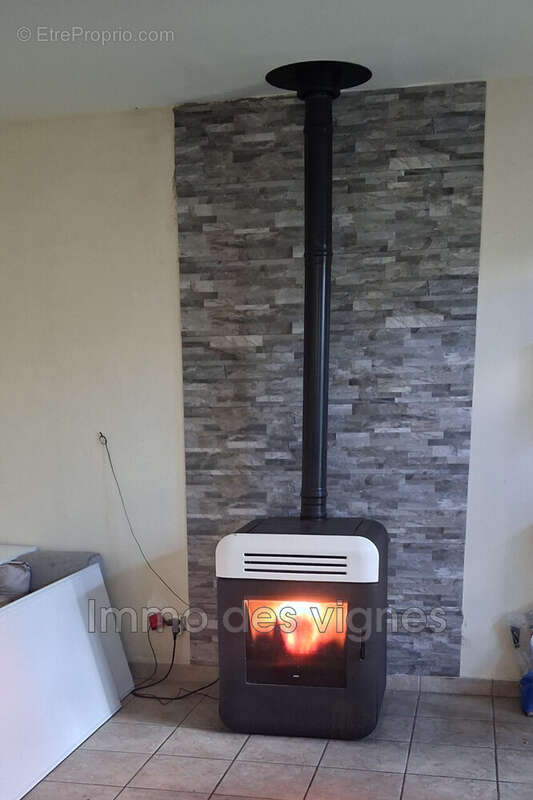 Maison à AMBARES-ET-LAGRAVE