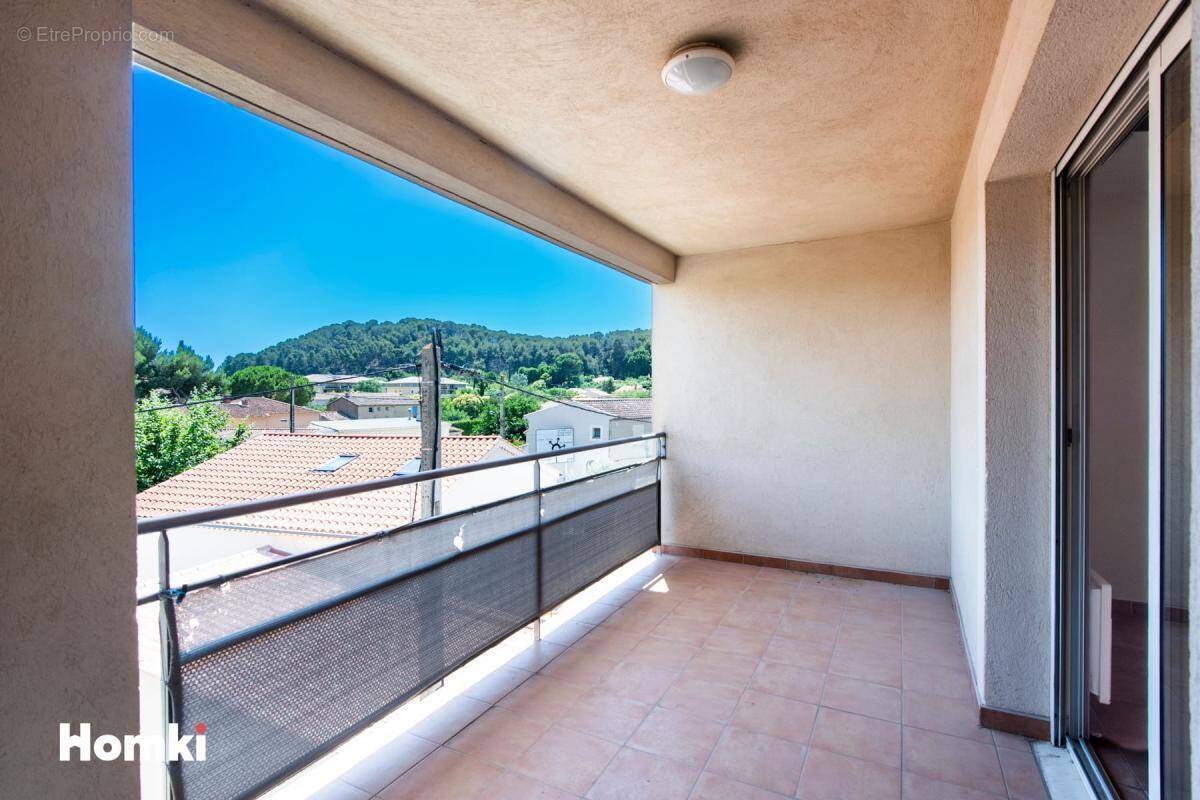 Appartement à SAINT-CHAMAS