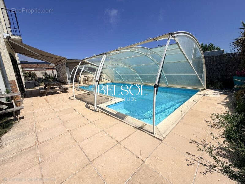 Maison 94 m² à Saint-Cyprien  - photo 4