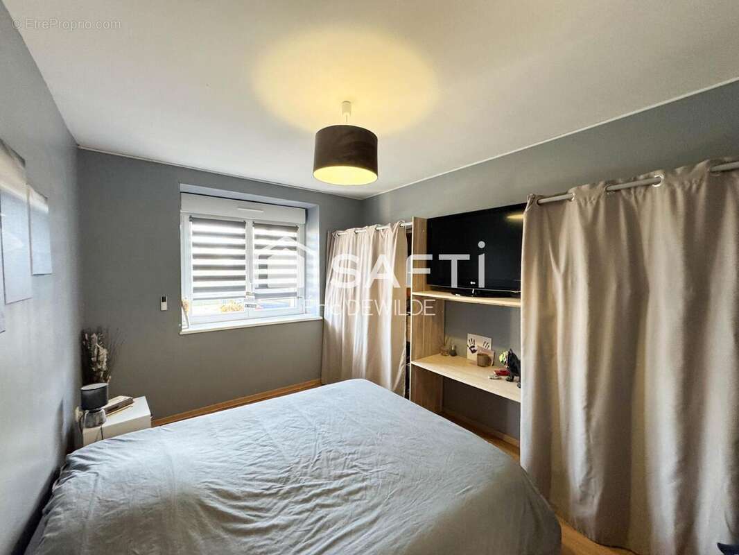 Maison 107 m² à Poilley  - photo 6