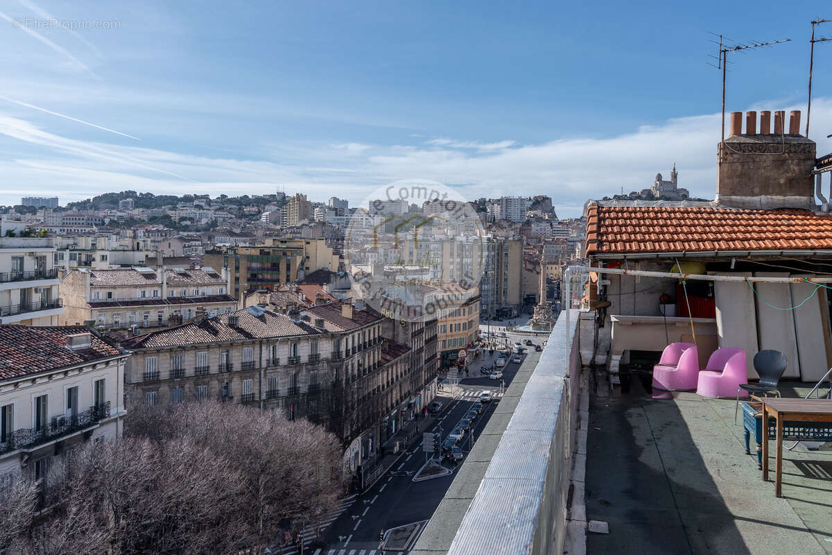 Appartement à MARSEILLE-6E