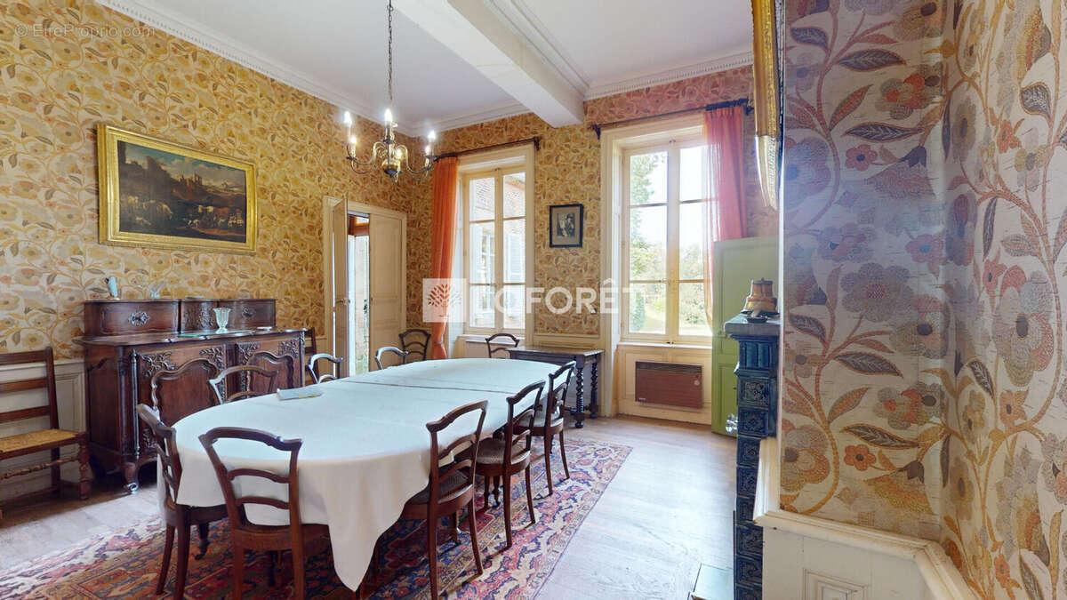 Maison à TOULON-SUR-ALLIER