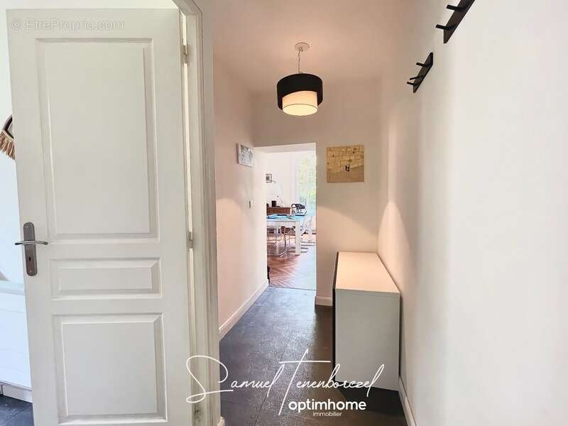 Appartement à MALAUNAY