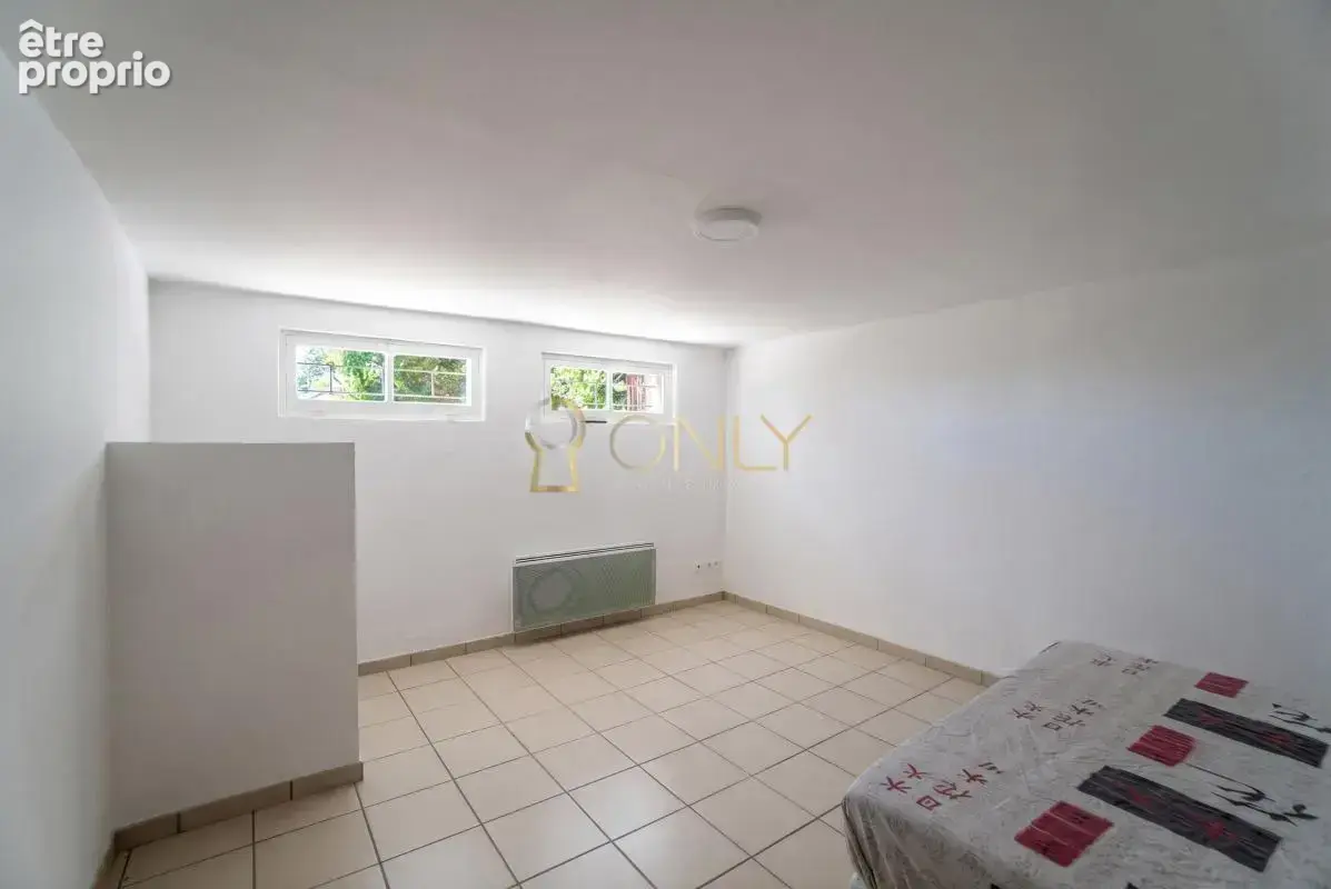 Fareins _ Maison 140 m² + sous-sol aménagé 75 m² - photo 14