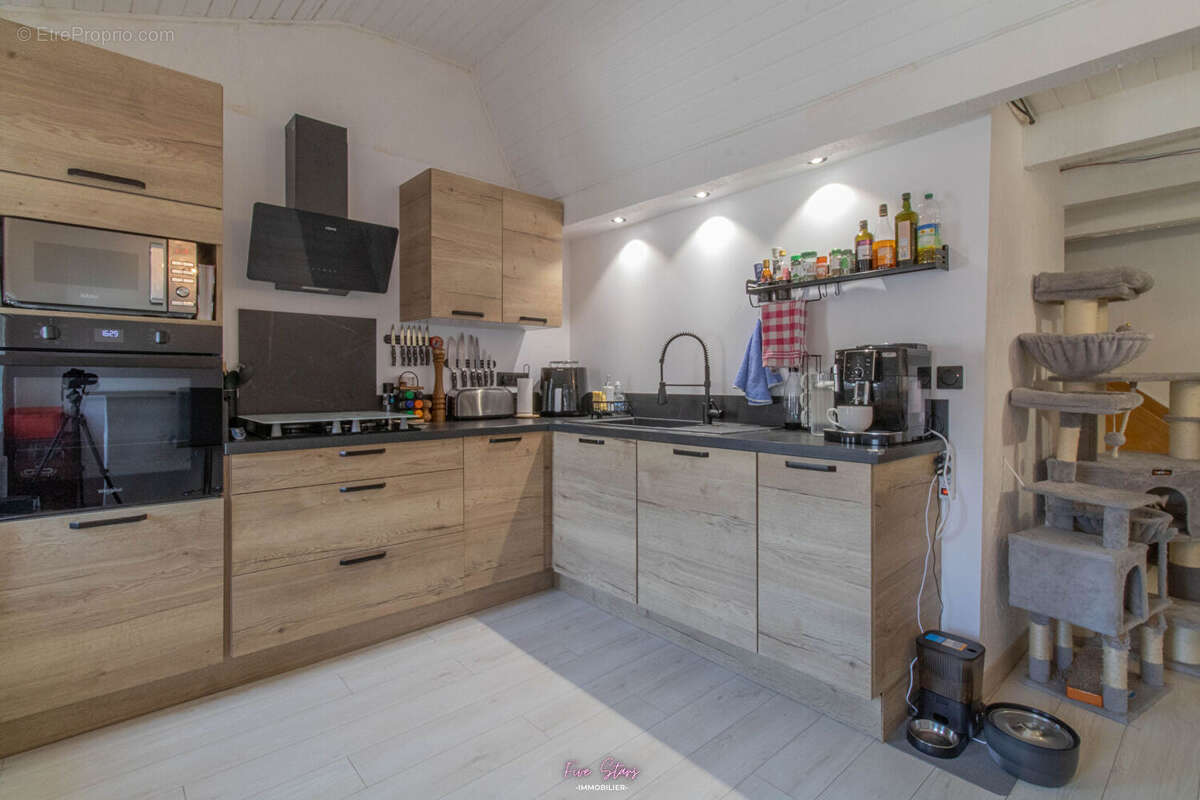Appartement à VEZELISE
