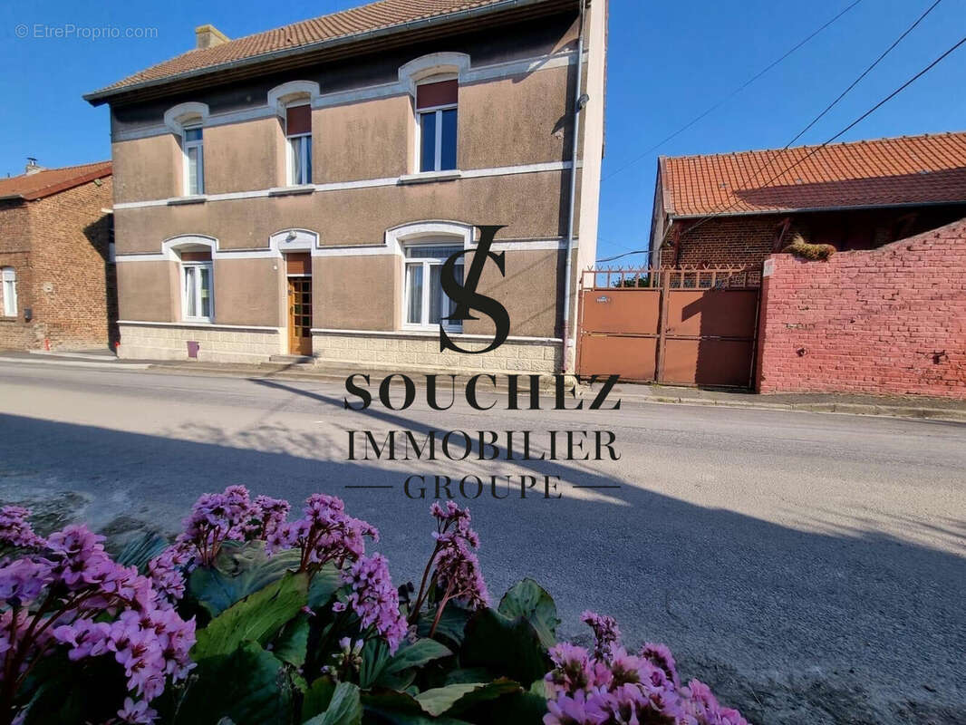 Maison à ROCLINCOURT