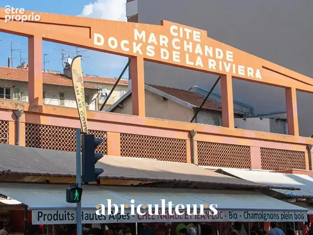 Local professionnel rénové 40 m² avec parking privé en vente au Quartier Libération à Nice  (06000) - photo 13