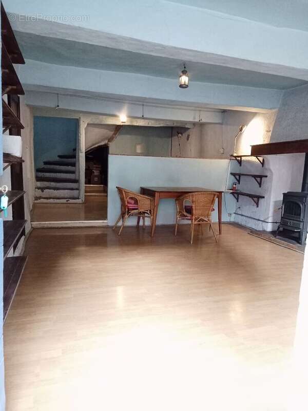 Maison à CROS