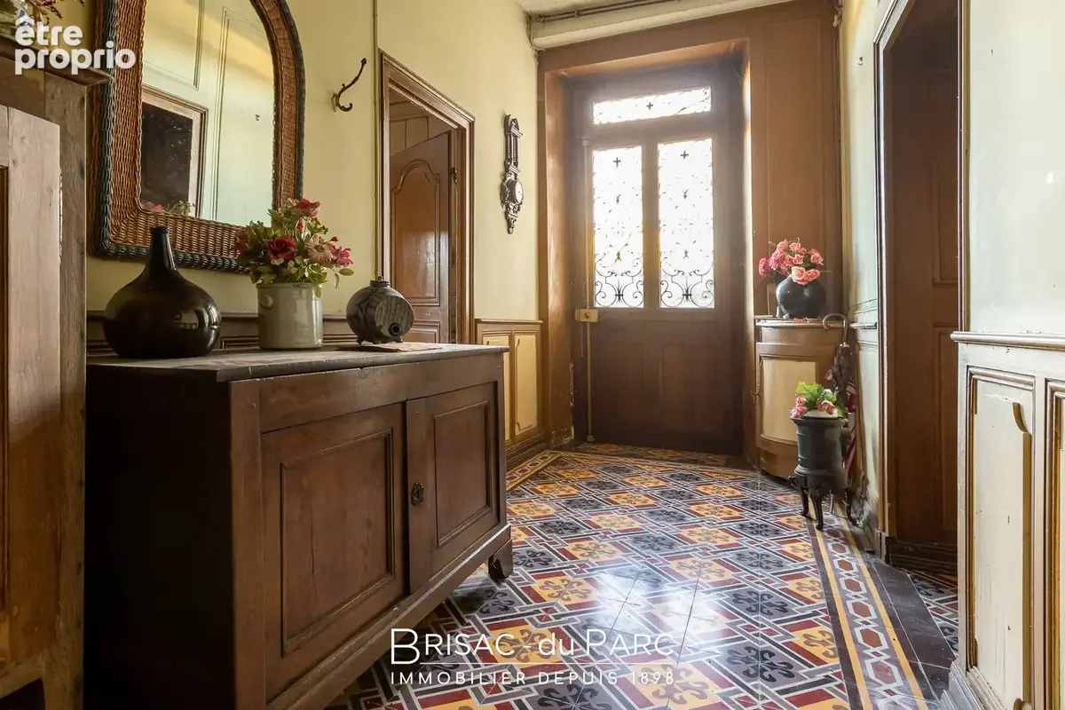 Maison 11 pièces 343 m² à vendre à Chargey-Les-Gray (70100) - photo 2