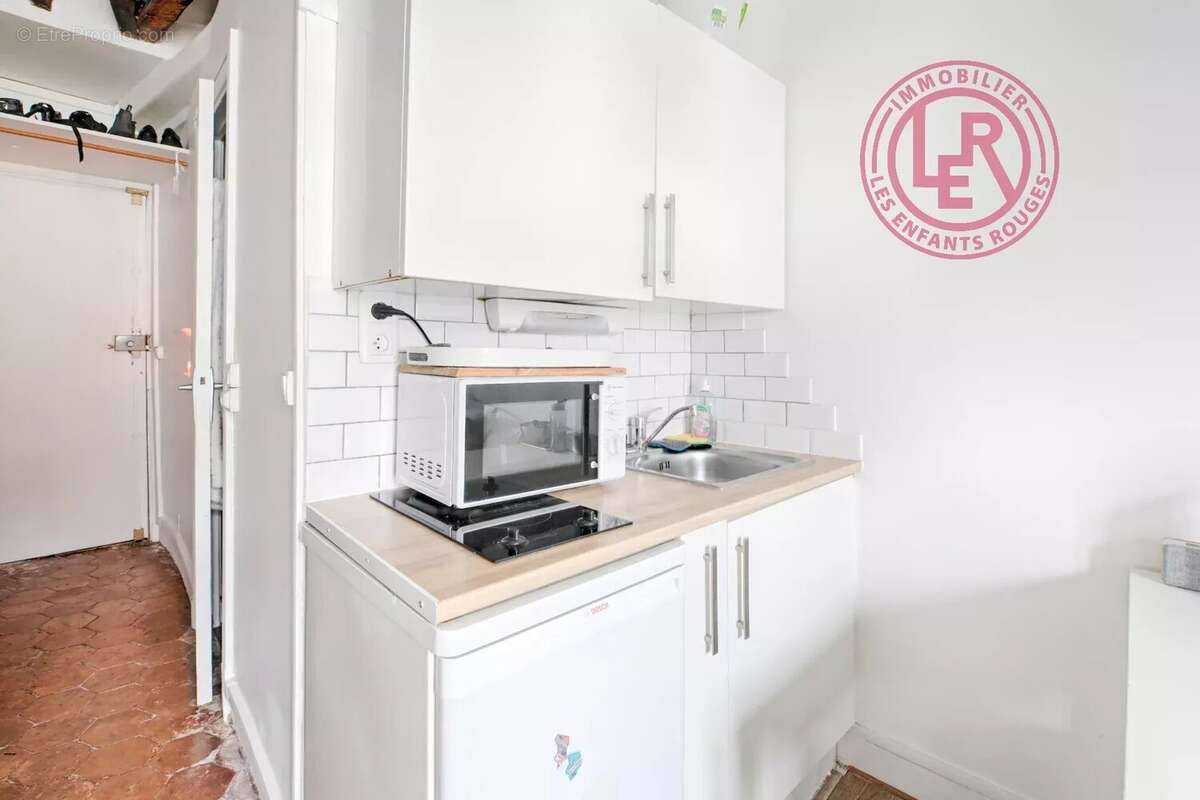 Appartement à PARIS-10E
