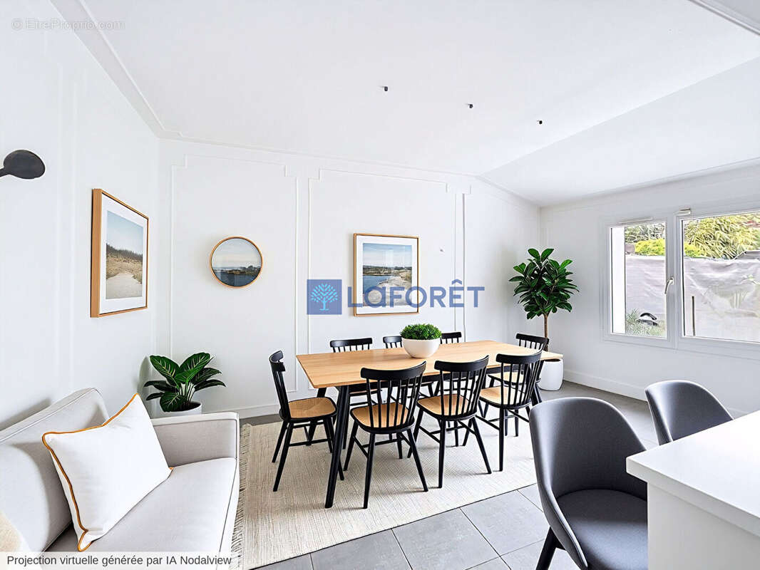 Maison à SAINT-PIERRE-DU-PERRAY