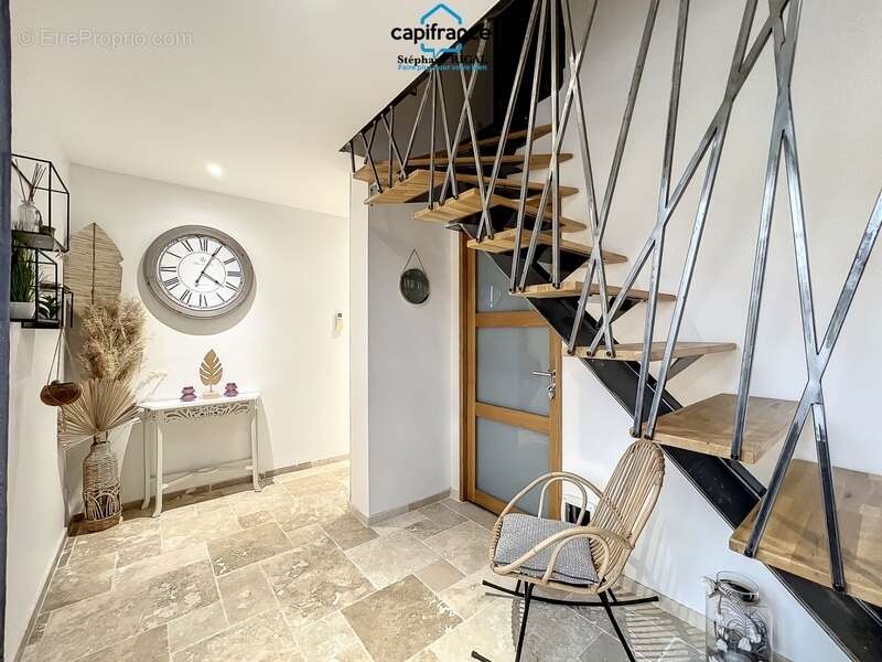 Propriete à vendre 7 pièces VILLENEUVE SUR LOT (47) de 229m2 habitables sur un terrain clos de 5965m2 - photo 17