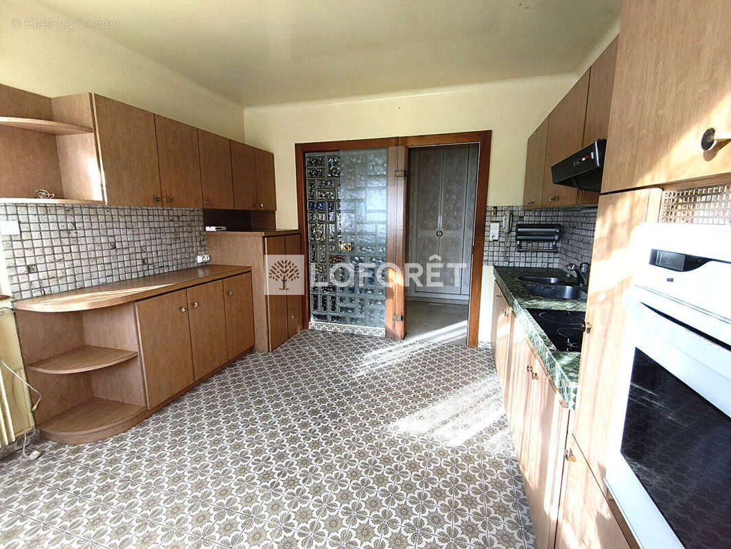EPINAL Maison stylée année 70 - photo 4