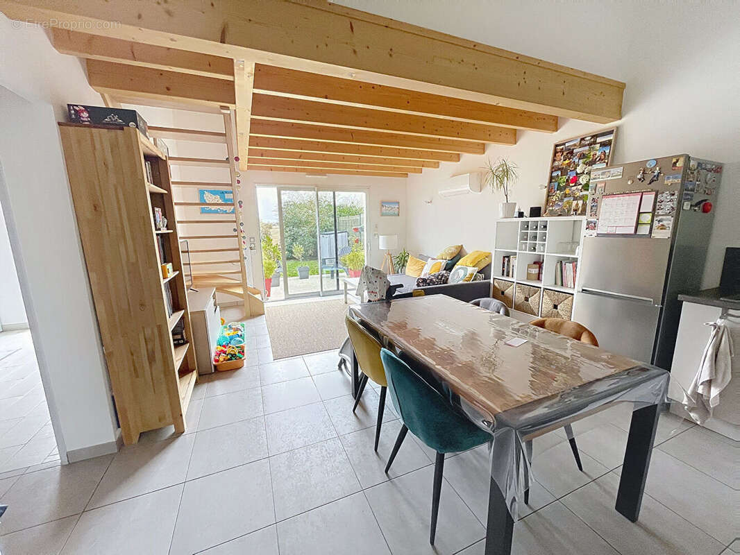 Maison à DOMPIERRE-SUR-MER