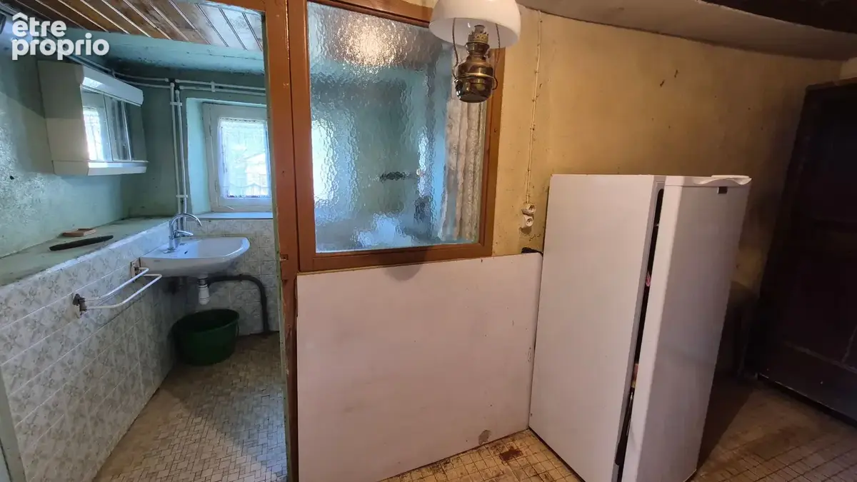 Ensemble immobilier, maison, grange sur une parcelle de 1300 m², AUBRAC - photo 9